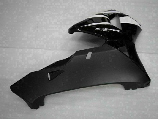 Black 2005-2006 Honda CBR600RR Motorcycle Fairing Black 2005-2006 Honda CBR600RR Motorcycle Fairing