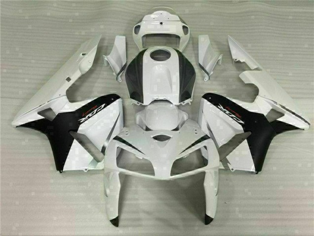 White 2005-2006 Honda CBR600RR Motorcycle Fairing & Bodywork White 2005-2006 Honda CBR600RR Motorcycle Fairing & Bodywork